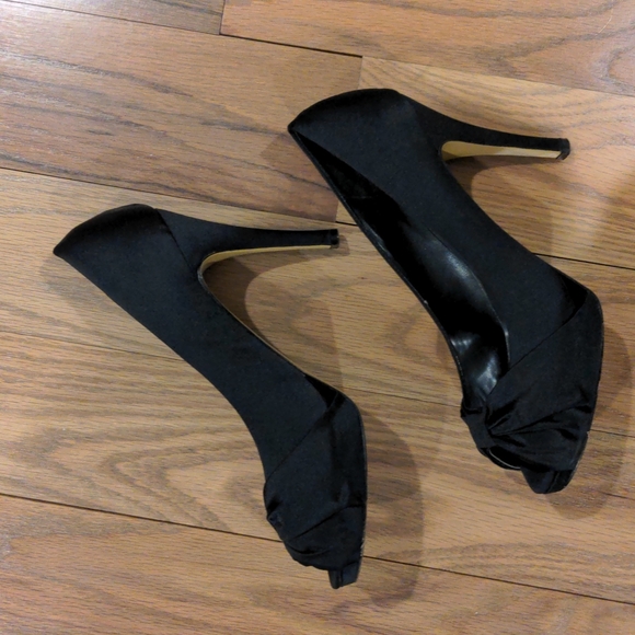 RSVP Peeptoe Satin Dress Heels Sz 9 - Picture 3 of 5